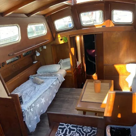 Fantastic Sailing Boat To Sleep In *